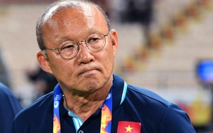 HLV Park Hang-seo đau đầu vì bị giới Youtuber Hàn Quốc đăng tin sai lệch