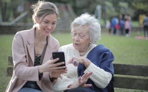 Trò chơi luyện trí nhớ cho người già