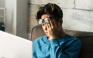 Dấu hiệu mất cân bằng nội tiết tố nam giới ít biết đến