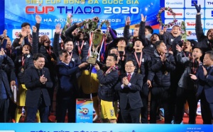 Trung vệ tỏa sáng, Hà Nội FC giành Siêu cúp Quốc gia