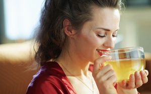 5 loại nước detox “đánh bay” bụng mỡ, cho eo thon đón Tết