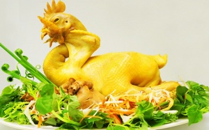 Bí quyết luộc gà cúng đẹp mắt