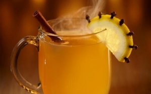 Bạn đã biết pha cocktail Hot Toody cho ngày Đông ấm áp chưa?