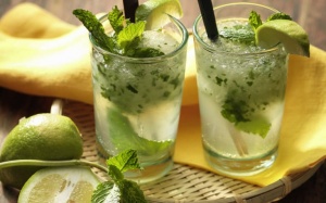 Pha 1 ly mojito cho ngày mùng 2 Tết sảng khoái