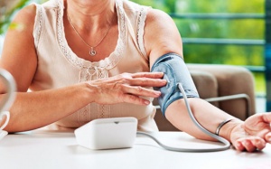 Tim đập nhanh kèm tăng huyết áp chữa thế nào hiệu quả?