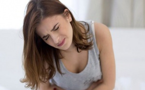 Đau bụng kinh buồn nôn kéo dài: Dấu hiệu cảnh báo bệnh gì?