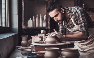 Tử vi thứ Tư (10/3/2021): Sư Tử cần chú ý giữ tập trung khi làm việc