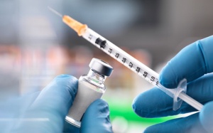 Tuyển tình nguyện viên thử nghiệm vaccine COVIVAC nhóm tuổi 40 - 59