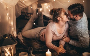 Tử vi thứ Sáu (12/3/2021): Thiên Bình sẽ có chuyện tình cảm ngọt ngào