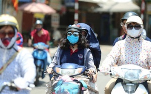 Nam Bộ tiếp tục nắng gắt, xuất hiện mưa rào vài nơi