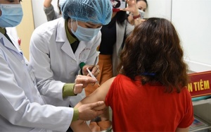 Việt Nam có gần 31.000 người được tiêm vaccine phòng COVID-19