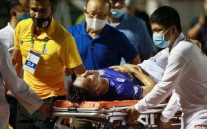 Gãy xương ống đồng, Hùng Dũng phải làm phẫu thuật và nghỉ dài hạn