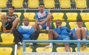 Nợ lương cầu thủ 8 tháng, Than Quảng Ninh sao vẫn cố dự V.League?