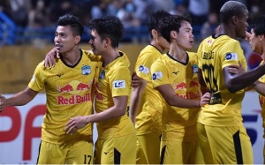 HAGL ẵm một loạt giải thưởng tháng, tôn vinh cái đẹp