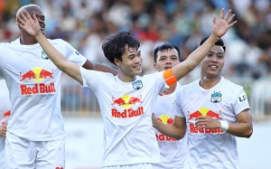 Chân sút nội đồng loạt nổ súng, HLV Park Hang-seo đang mừng thầm