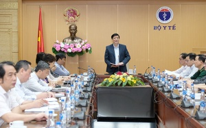 Lo hết hạn, Bộ Y tế đẩy sớm lịch tiêm vaccine COVAX trước 5/5