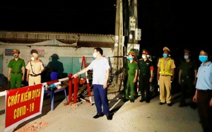 Thêm các ca nghi nhiễm, lãnh đạo tỉnh Vĩnh Phúc họp khẩn trong đêm