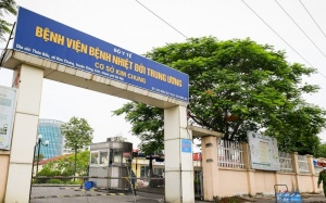 Dịch COVID-19: Thêm 8 ca mắc mới, nhiều địa phương cho học sinh tạm dừng đến trường