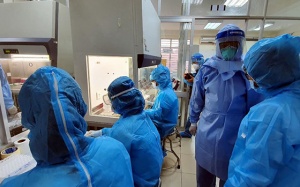 Hà Nội đề xuất tăng 70% mức phụ cấp cho lực lượng phòng, chống dịch COVID-19