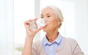 Cải thiện tình trạng tiểu không tự chủ ở người cao tuổi 