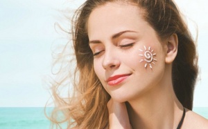 Đừng quên chống nắng cho những vị trí này trên cơ thể