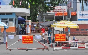 TP.HCM thêm loạt ca nghi nhiễm COVID-19, phong tỏa bệnh viện
