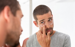 Hướng dẫn các bước chăm sóc da cơ bản cho nam giới