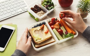 Những món ăn nhẹ bổ dưỡng cho sĩ tử mùa thi