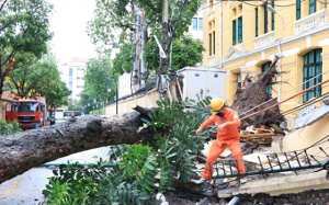 Đề phòng nguy cơ lũ quét, sạt lở do mưa lớn sau bão số 2