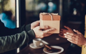 Tử vi thứ Hai (14/6/2021): Song Tử nên chuẩn bị món quà tinh thần cho người thân