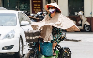 Bắc Bộ và Trung Bộ nắng nóng như “đổ lửa”, có nơi trên 40 độ C