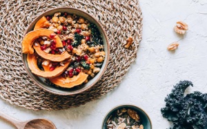 Thực phẩm giúp cân bằng hormone trong độ tuổi 20, 30, 40