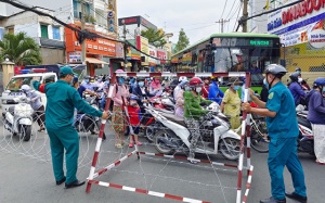 Ưu tiên phân bổ vaccine chuẩn bị về Việt Nam cho TP.HCM