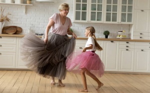 Tử vi thứ Sáu (16/7/2021): Bảo Bình cần chủ động hơn trong cuộc sống