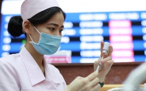 13 nhóm ưu tiên tiêm vaccine COVID-19 tại Hà Nội gồm những ai?