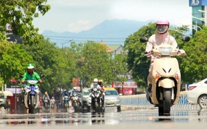 Trung Bộ nắng nóng gay gắt, vùng núi Bắc Bộ đề phòng lũ quét và sạt lở đất 