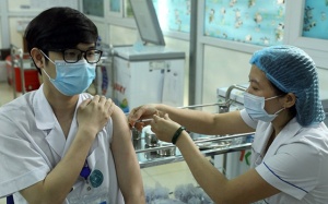 Những điều cần biết trước khi tiêm vaccine phòng COVID-19 