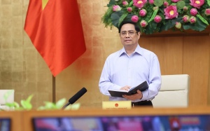 Thủ tướng yêu cầu tăng cường phòng chống COVID-19 hiệu quả, quyết liệt hơn