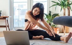 4 động tác tập cơ chân đơn giản tại nhà 