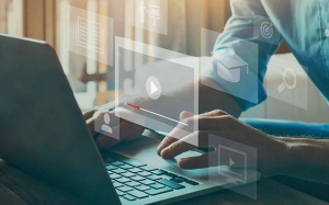 Tử vi Chủ nhật (15/8/2021): Sư Tử cần chú ý bắt kịp với thời đại