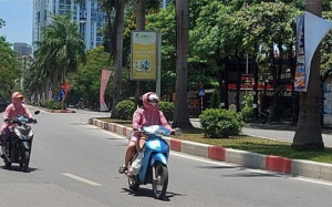 Bắc Bộ và Trung Bộ nắng nóng, chỉ số tia cực tím ở mức gây hại rất cao