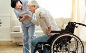 Cải thiện di chứng đột quỵ não nhờ enzyme nattokinase