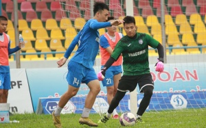 Cầu thủ Than Quảng Ninh lần thứ 2 kêu cứu, dọa kiện CLB vì bị nợ lương