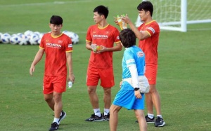 ĐT Việt Nam lại tiếp tục đón tin không vui về lực lượng