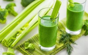 Cách kết hợp nước ép cần tây thơm ngon tốt cho sức khỏe