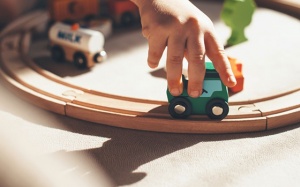 Tử vi Chủ nhật (5/9/2021): Kim Ngưu nên cẩn thận khi chơi với trẻ nhỏ