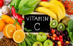 Bổ sung quá nhiều vitamin C gây hại gì cho cơ thể?