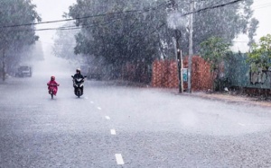 Cả nước mưa lớn, vùng núi đề phòng lũ quét, sạt lở đất