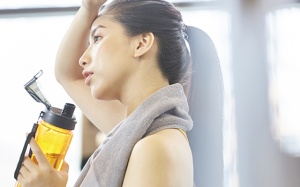 Nên ăn gì để phục hồi cơ bắp sau khi tập thể dục?