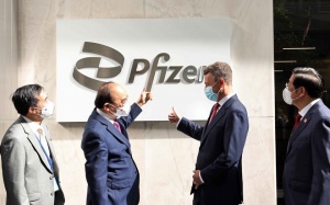Pfizer cam kết 31 triệu liều vaccine sẽ về Việt Nam trong năm 2021